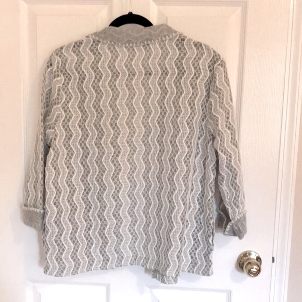 Alfred Dunner Light Gray and White Lace-Overlay Open Cardigan Blazer - Picture 2 of 9